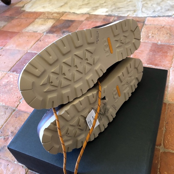 UGG NIB M agnar waterproof men’s boots size 11 - Picture 4 of 8